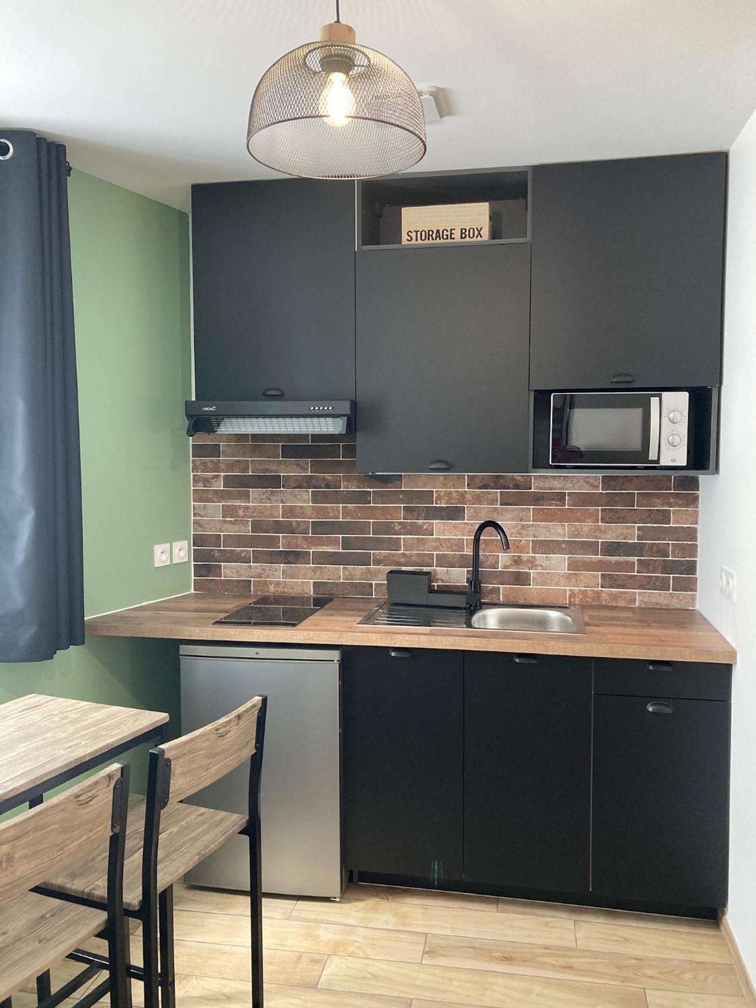 Le Cocon Studieux - Studio Tout Equipe- Quartier Lahitolle Appartement *