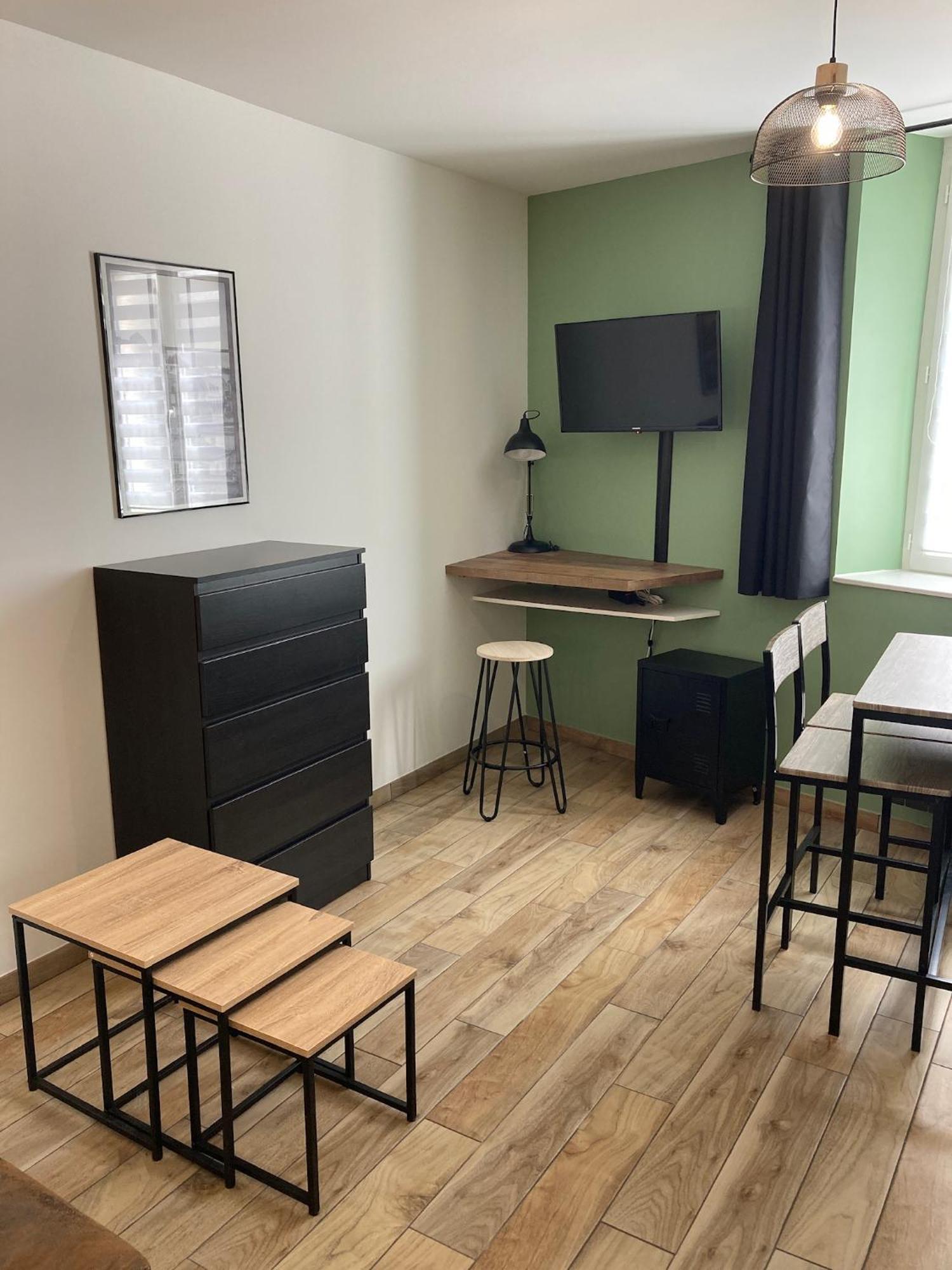 Le Cocon Studieux - Studio Tout Equipe- Quartier Lahitolle Appartement